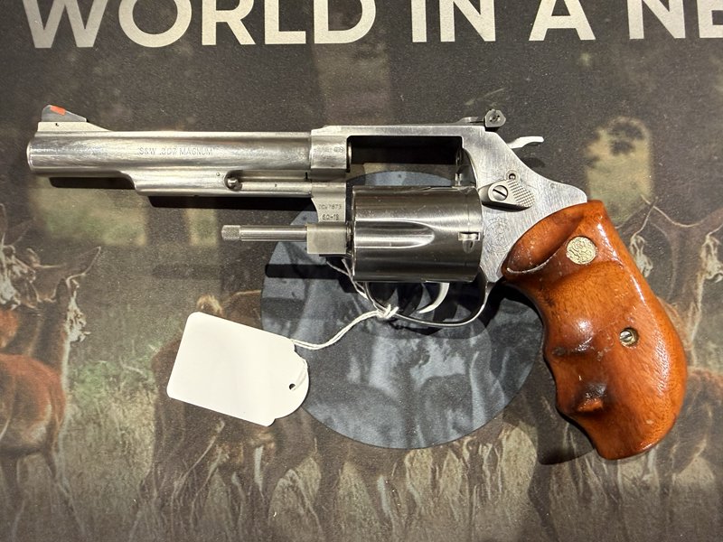 SMITH & WESSON MOD.60-18 357MAG 5" – photo 3