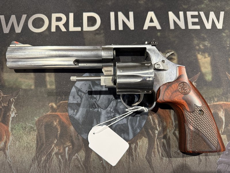 SMITH & WESSON MOD.686.6 357MAG 6" – photo 3